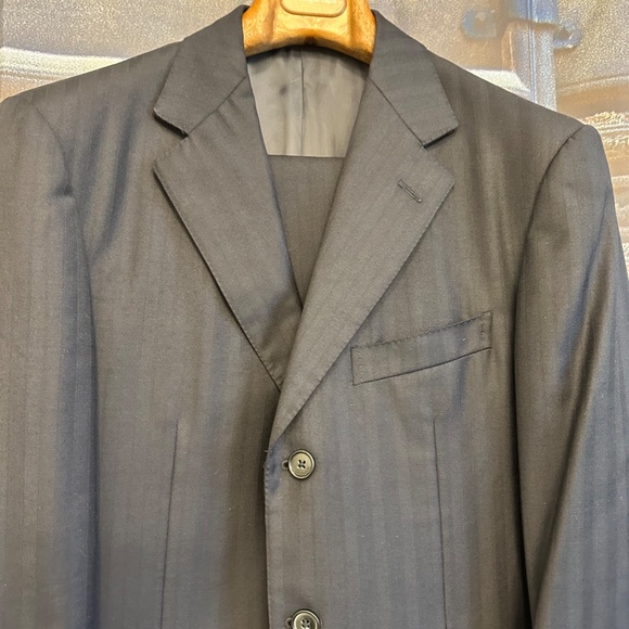 Ermenegildo Zegna (Su Misura) Trofeo Men's 100% Wool Suit. - Picture 2 of 16